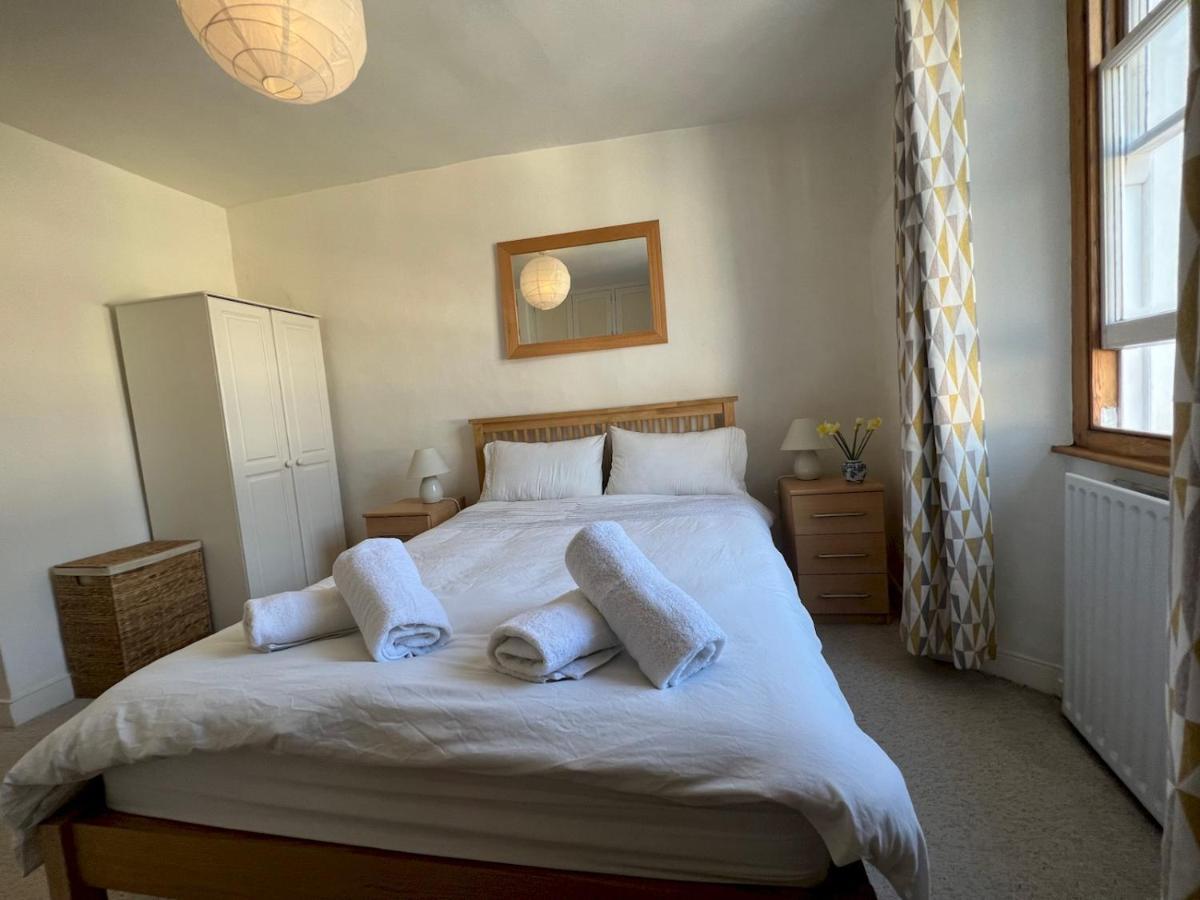 Pass The Keys 64 Church Street Characterful 2-Bed Cottage In The Heart Of Town Kingsbridge  Exterior foto