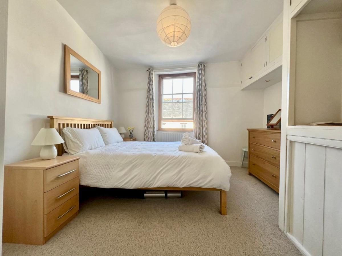 Pass The Keys 64 Church Street Characterful 2-Bed Cottage In The Heart Of Town Kingsbridge  Exterior foto